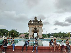 ภาพประตูชัยในระหว่างการปรับปรุงพื้นที่