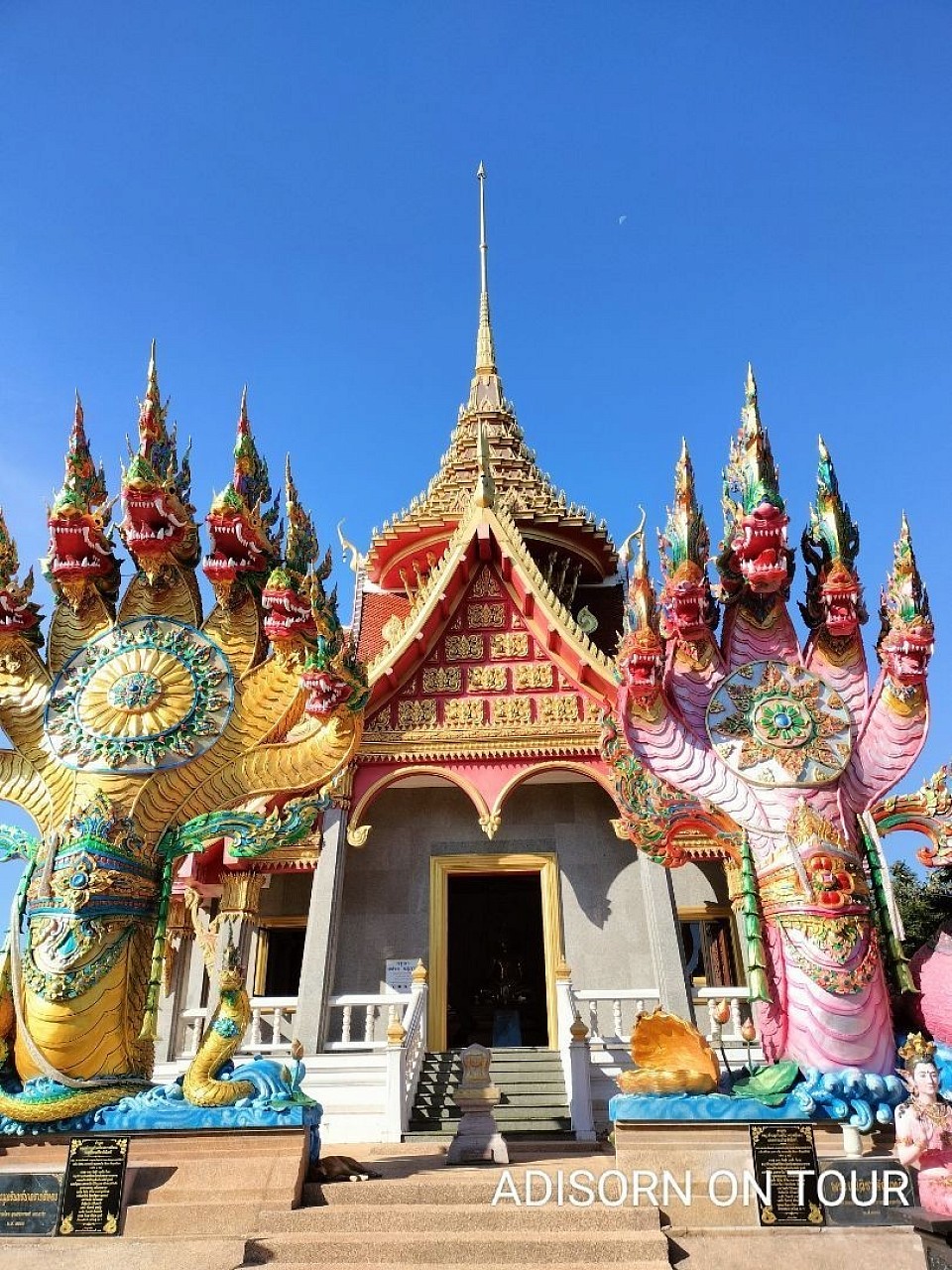 พระอุโบสถที่ประดิษฐานพระประธานภายในวัดผาตากเสื้อ