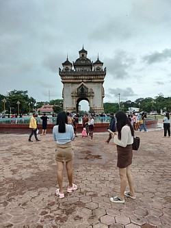 ภาพประตูชัยในระหว่างการปรับปรุงครั้งใหญ่