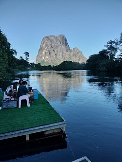 แม่น้ำลีก เมืองเฟือง